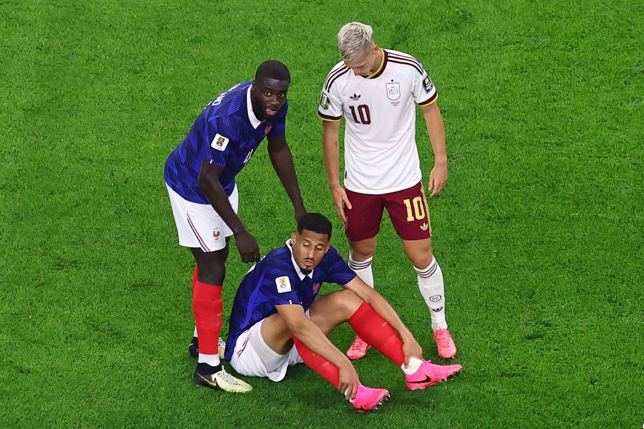 决赛倒计时3天:特朗普确认颁奖,阿根廷马岛横幅遭FIFA调查,萨利巴骨折带伤作战 决赛倒计时3天:特朗普确认颁奖,阿根廷马岛横幅遭FIFA调查,萨利巴骨折带伤作战
